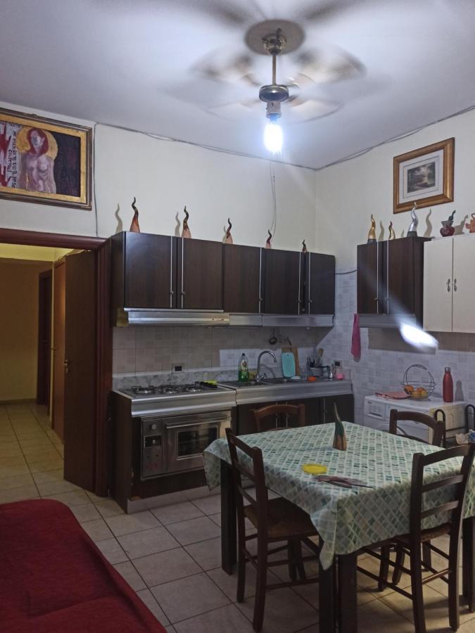 Stanza Di Ellena Hotel Naples Luaran gambar